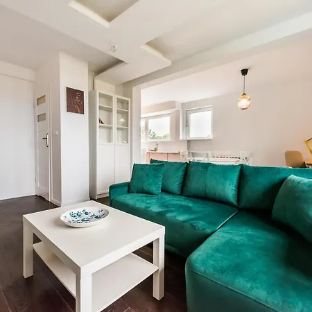 Apartament Saska Kępa *